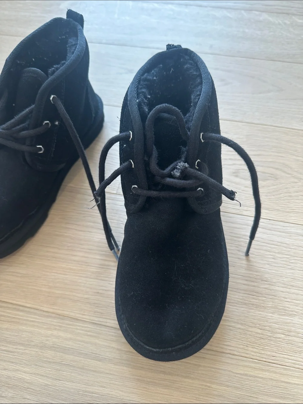 Uggs Black Neumel Boot. Kids size 4
